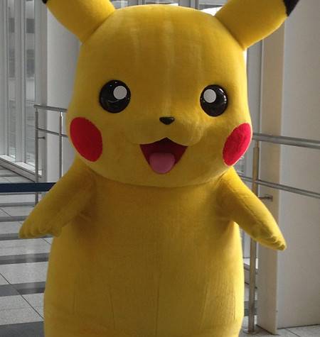 mascotte pikachu